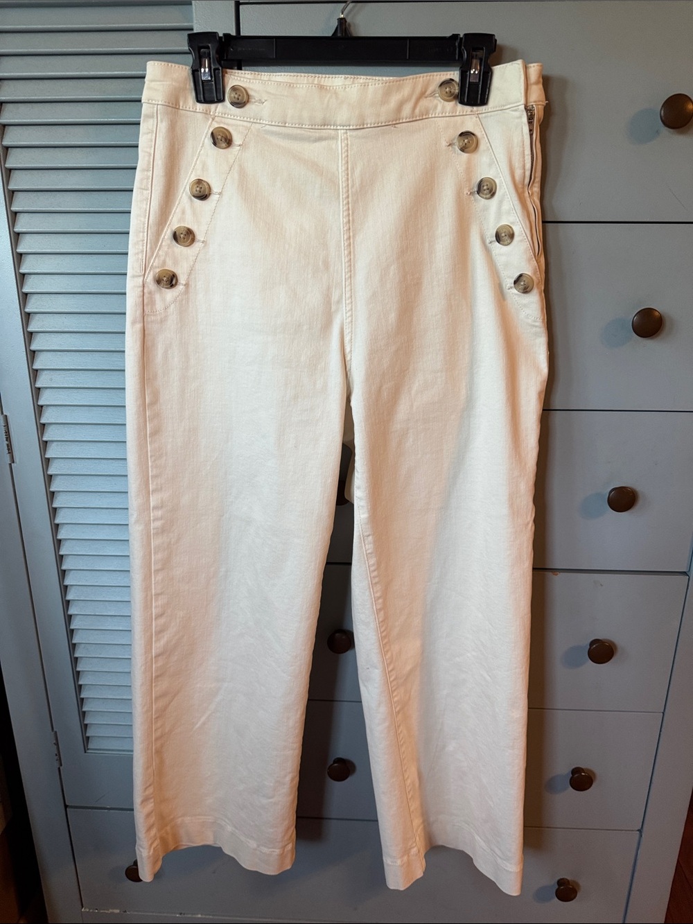LC Lauren Conrad Super High Rise Wide Leg Off-White Button-Accent Pants